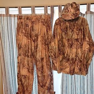 Cabela's Outdoor Gear (Dry + Breatheable Wet Weather Gear). Jacket and Pants.